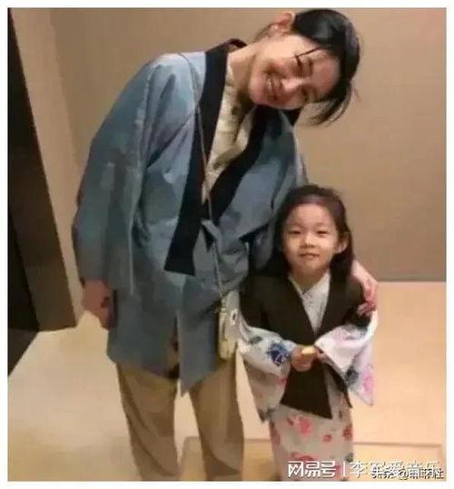 娱乐圈吃瓜后爆红,意外爆红背后的故事 第2张 娱乐圈吃瓜后爆红,意外爆红背后的故事 第2张